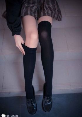 哺乳期丰满乳亲伦小说